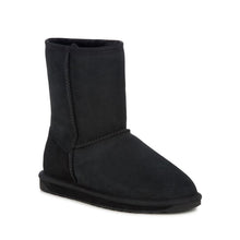 Load image into Gallery viewer, EMU Australia Women's Stinger Lo Sheepskin Boots Chocolate 8
